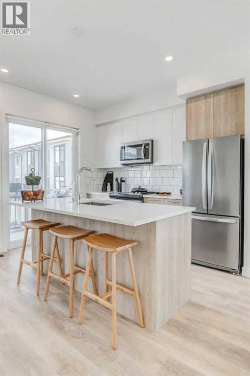 407 Belmont Avenue SW, Calgary, photo 2