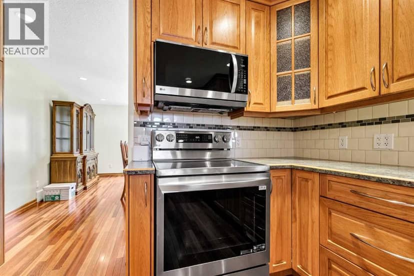 126 8 Avenue E, Bow Island, photo 3