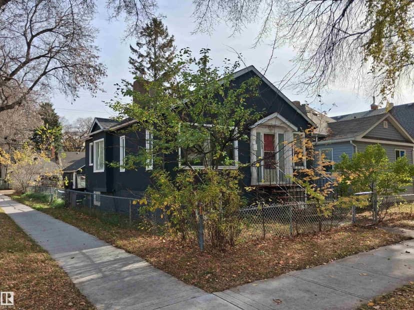 11253 91 ST NW NW, Edmonton