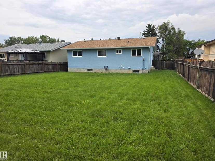 1907 145A AV NW, Edmonton, photo 4