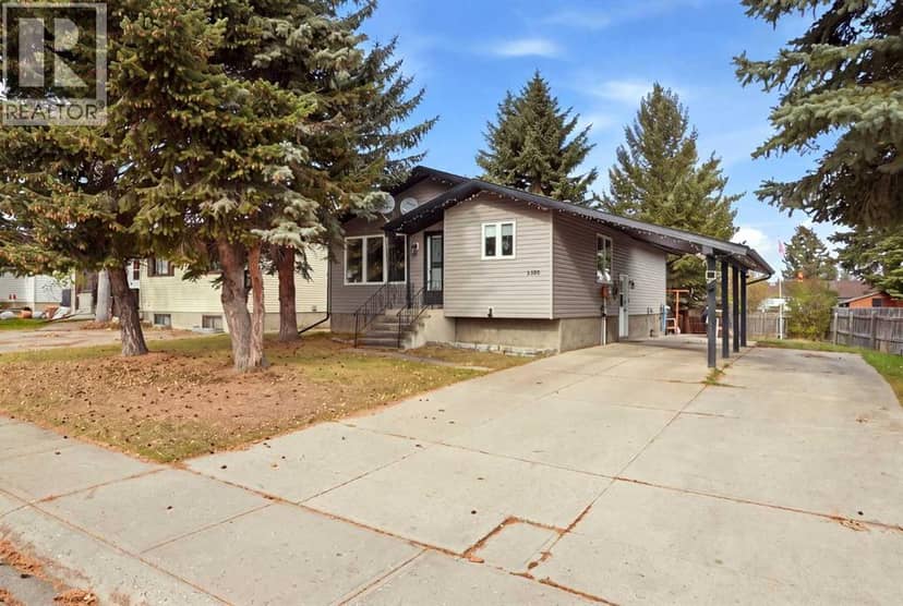 5320 57 Avenue, Rocky Mountain House, photo 2