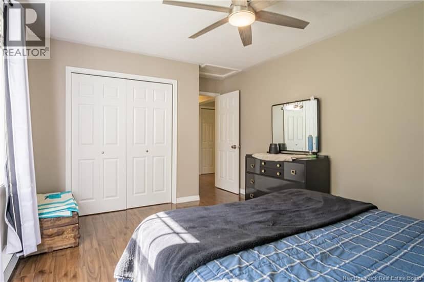 9 Dunn Avenue, Saint Andrews, photo 8