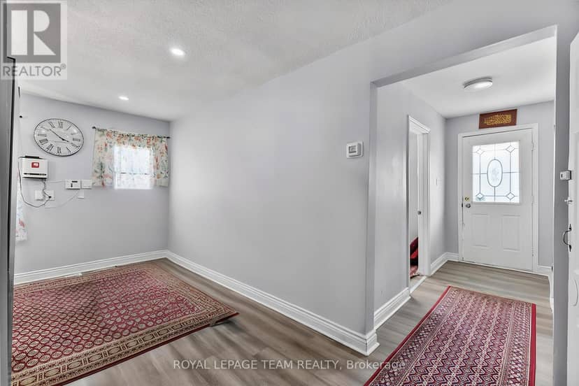 105 Jolliet Avenue, Ottawa, photo 4
