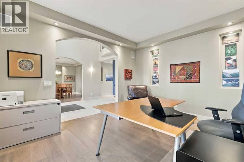 1727 Westmount Road NW, Calgary, photo 6