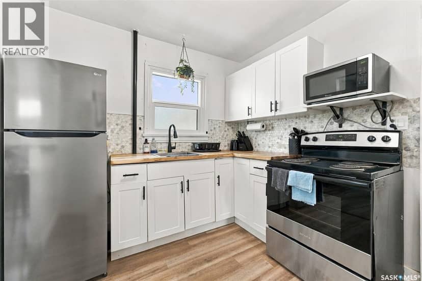 1116 12th STREET E, Saskatoon, photo 2