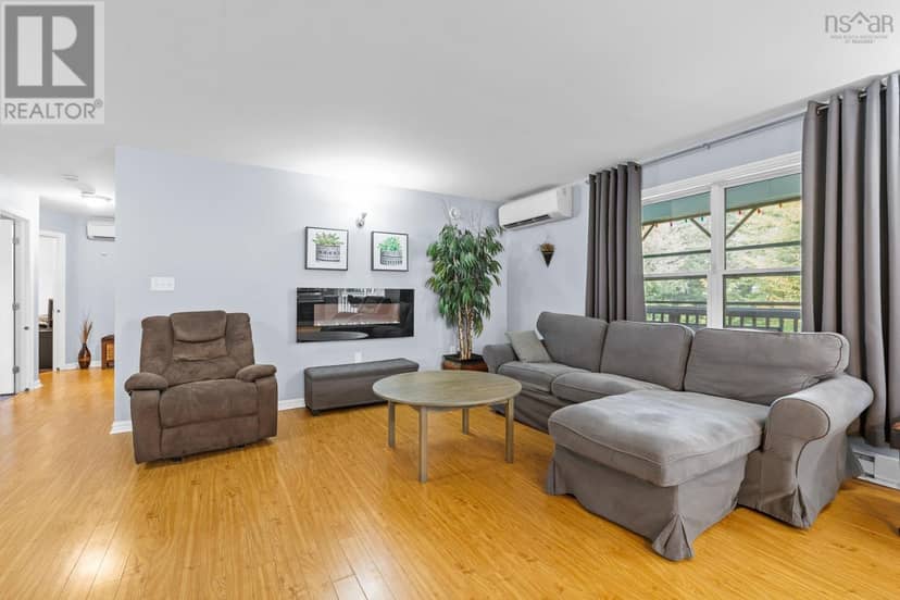 609/611 Gatehouse Run, Hammonds Plains, photo 5