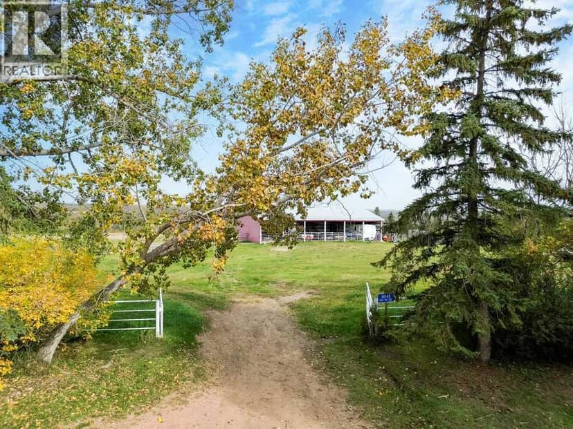 38149 Range Road 235, Delburne