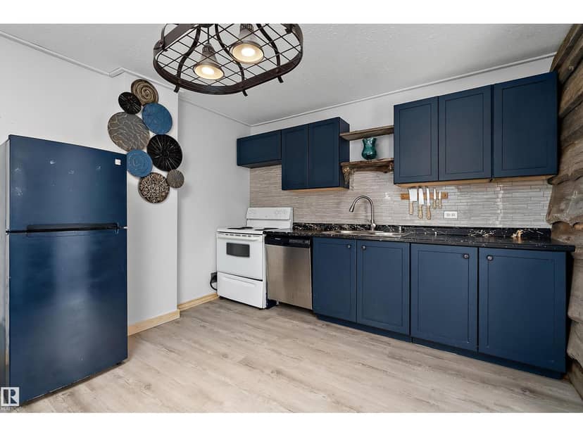 3913 53a ST, Wetaskiwin, photo 3