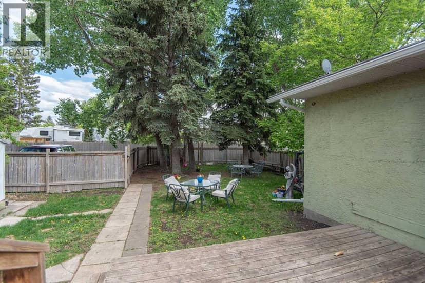105 Bell Street, Red Deer, photo 3
