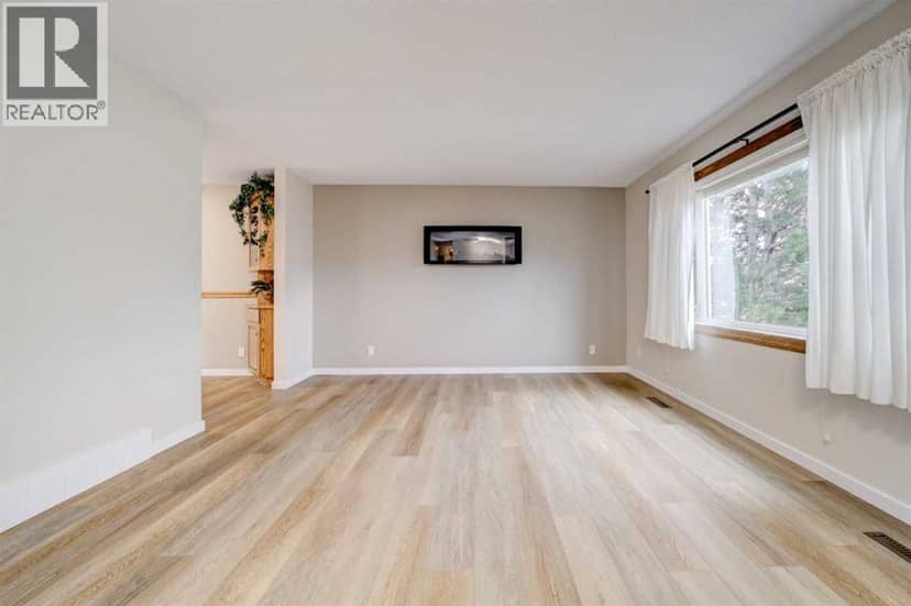 174 Eagle Road N, Lethbridge, photo 4