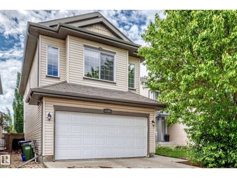 1549 37C AV NW, Edmonton