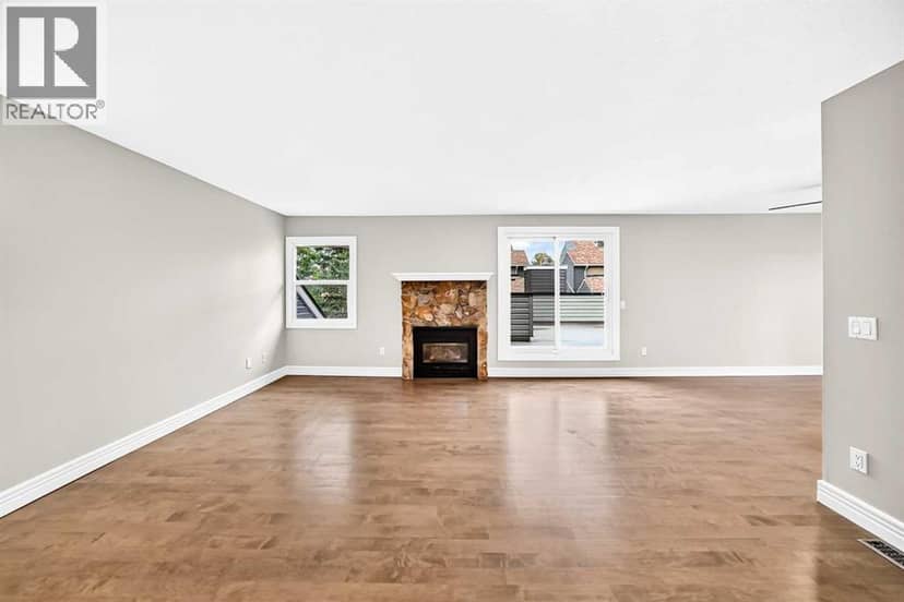 225, 33 Glamis Green SW, Calgary, photo 5
