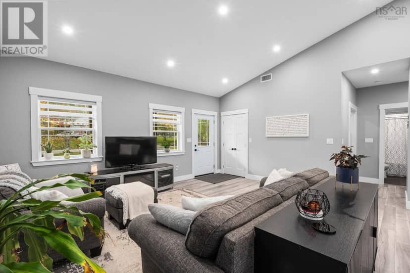 133 Edward Drive, Enfield, photo 4