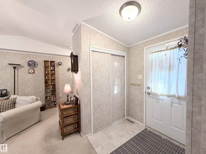 118 Oak Wood Road NW, Edmonton, photo 3