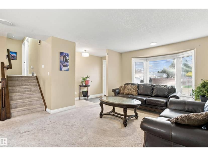18208 99 AV NW, Edmonton, photo 6