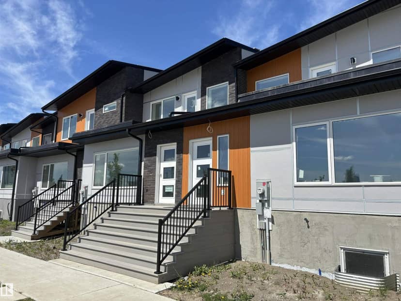 2748 Blatchford Rd NW, Edmonton