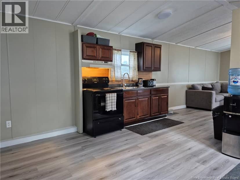 59 Tamarack Drive, Lincoln, photo 4