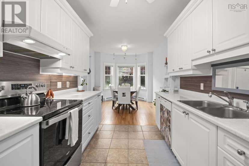 38 Greenside Lane, Hammonds Plains, photo 7
