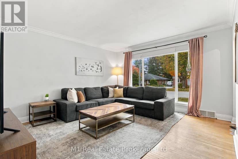 327 Metcalfe Street, Guelph, photo 8