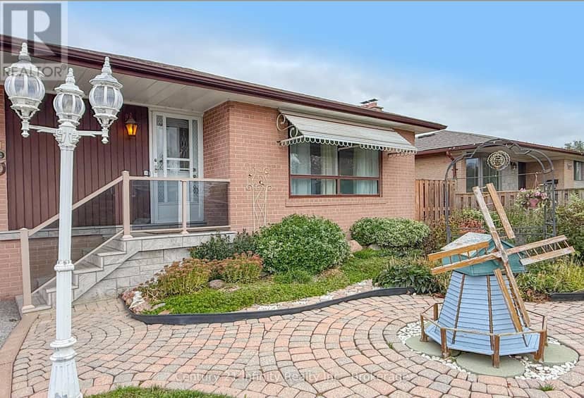 879 Antonio Street, Pickering, photo 3