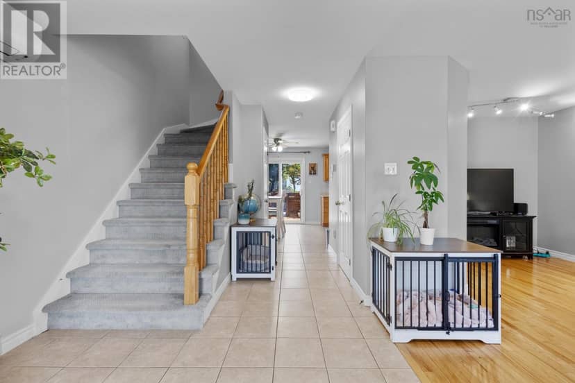71 Yoon Court, Timberlea, photo 2