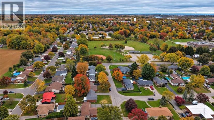 301 BROOKFIELD Boulevard, Dunnville, photo 4