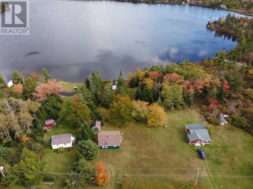 38 Burke Loop, Pleasant Valley, photo 5