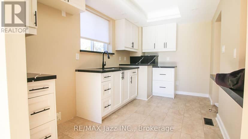 729 Lakeview Avenue, Oshawa, photo 8