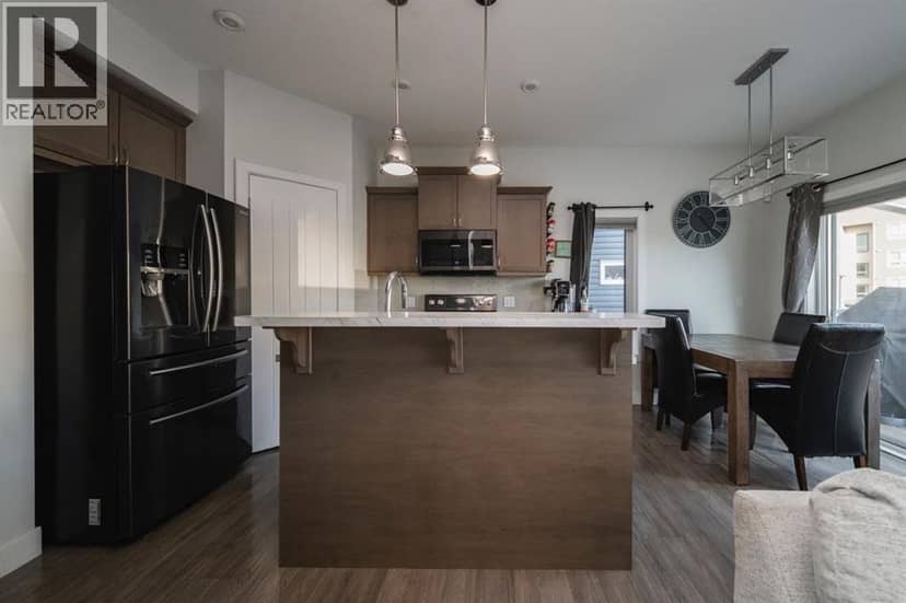 249 Siltstone Place, Fort McMurray, photo 5