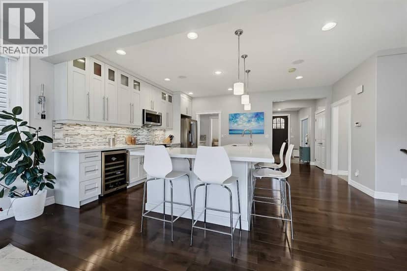 2030 25 Street SW, Calgary, photo 5