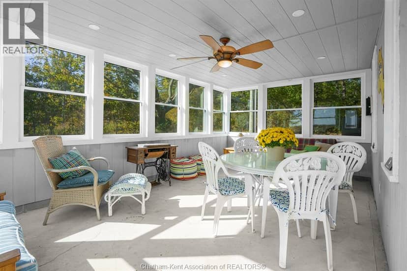 17178 Lakeshore ROAD, Rondeau Park, photo 3