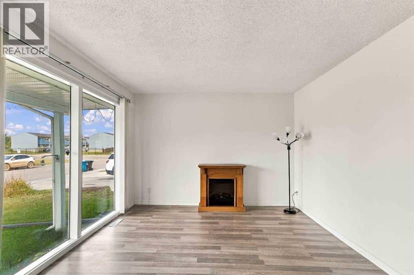 7 Pond Crescent, Fort McMurray, photo 6