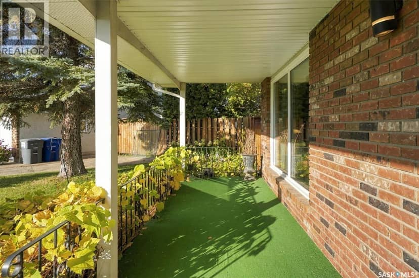225 Clearwater COURT, Saskatoon, photo 7
