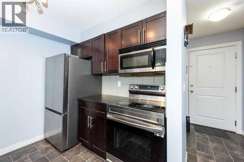 2212, 15 Saddlestone Way NE, Calgary, photo 6