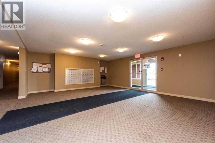 2212, 15 Saddlestone Way NE, Calgary, photo 4