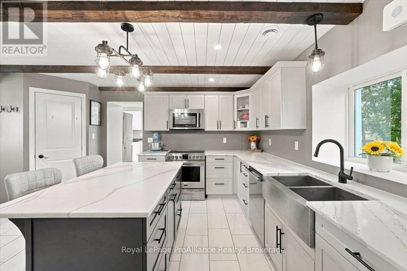 7303 Highway 37 Highway, Tweed, photo 5
