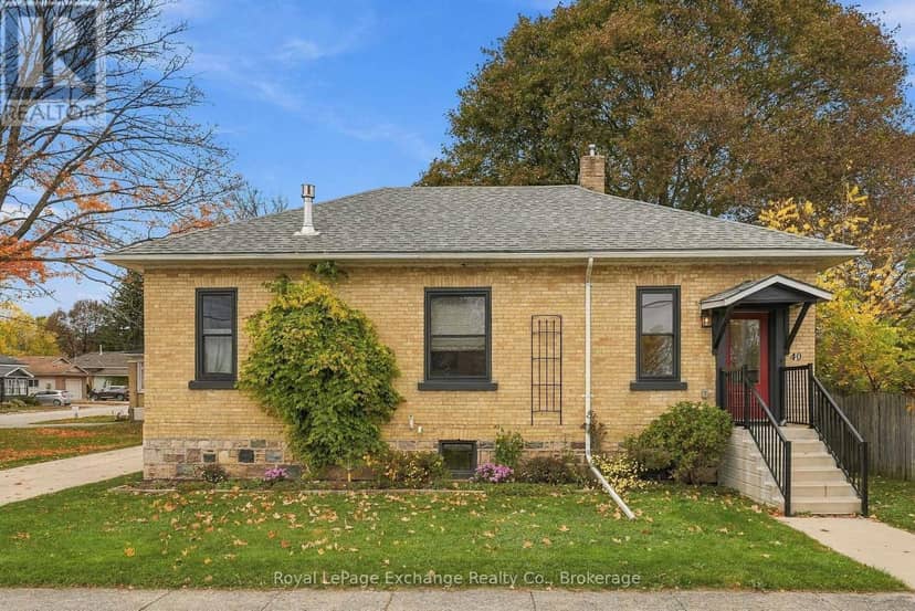 40 7th Street SW, Arran-Elderslie