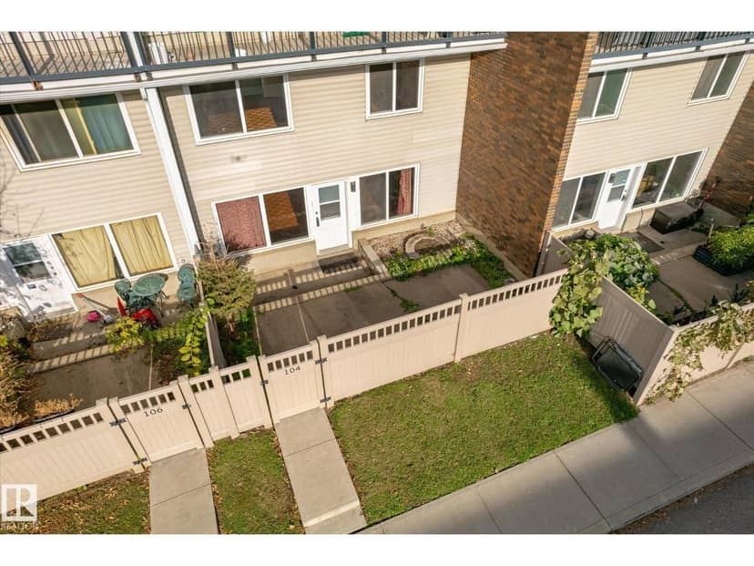 #104 7805 159 ST NW, Edmonton, photo 2