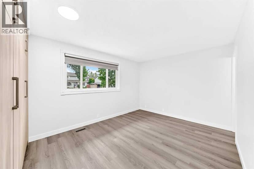 3319 Radcliffe Drive SE, Calgary, photo 7