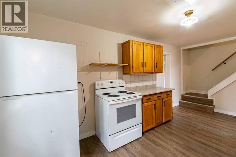 4706 48 Street, Stettler, photo 8