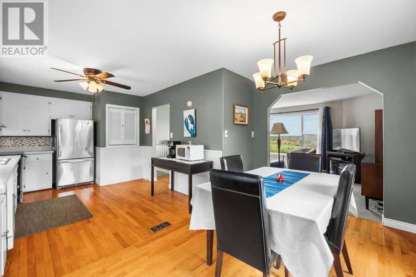 1524 Fountain Road, New London, photo 8