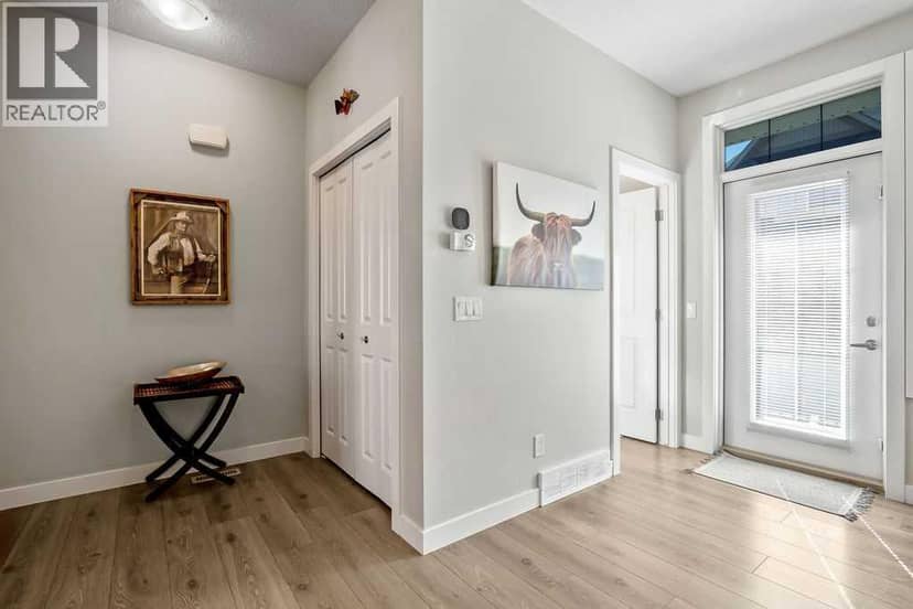 18 Legacy Path SE, Calgary, photo 8