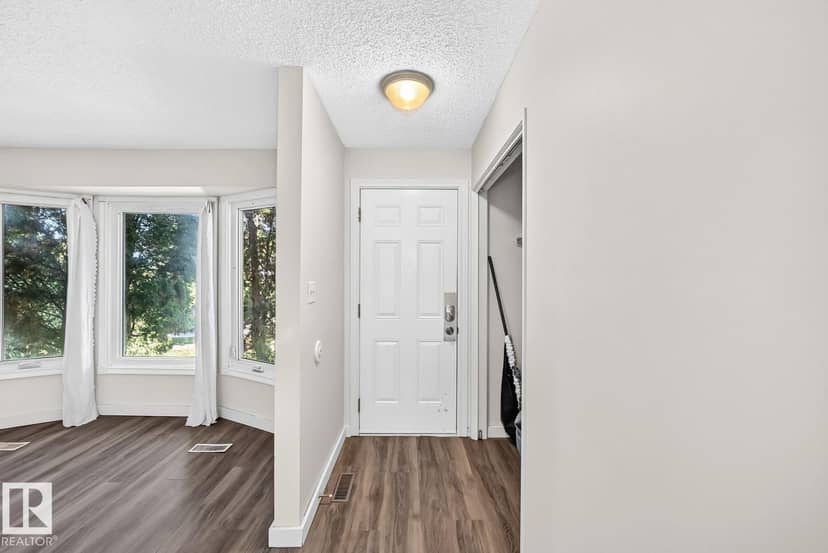 1020 60 ST NW, Edmonton, photo 3
