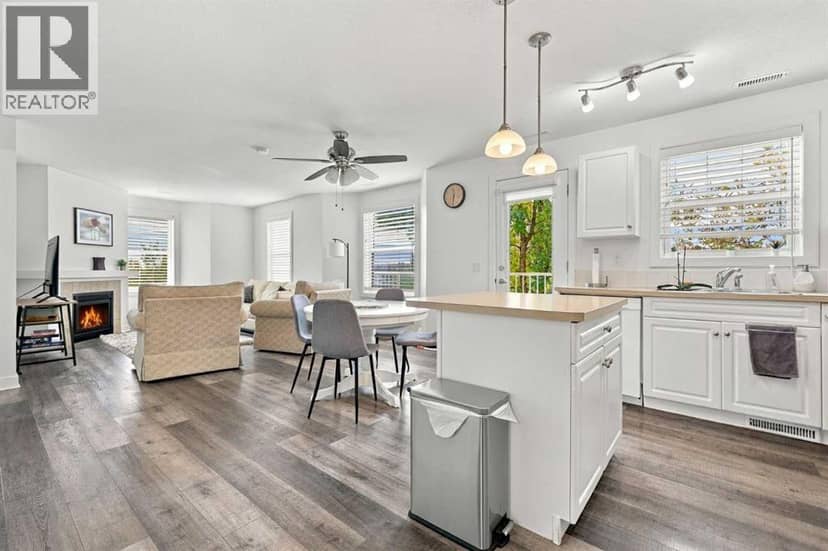 220, 50 Westland Road, Okotoks, photo 6