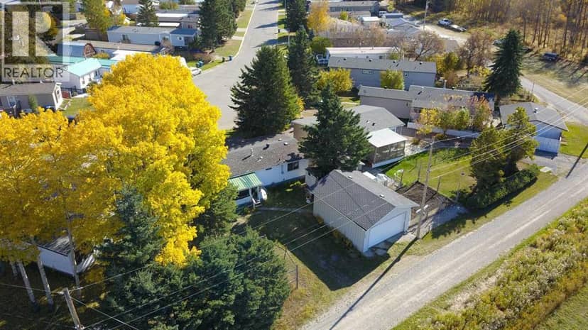224 5 Street NW, Sundre, photo 8