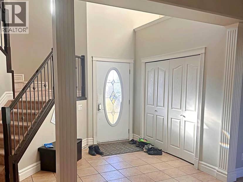 110 Pebble Lane, Fort McMurray, photo 2