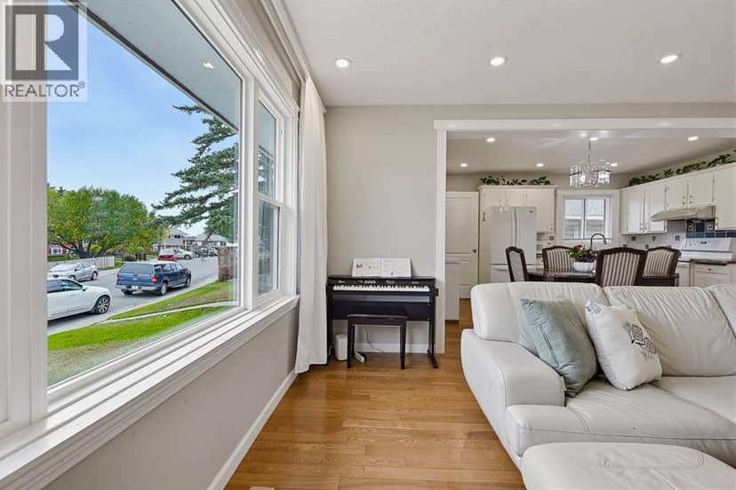 1303 Penedo Crescent SE, Calgary, photo 6