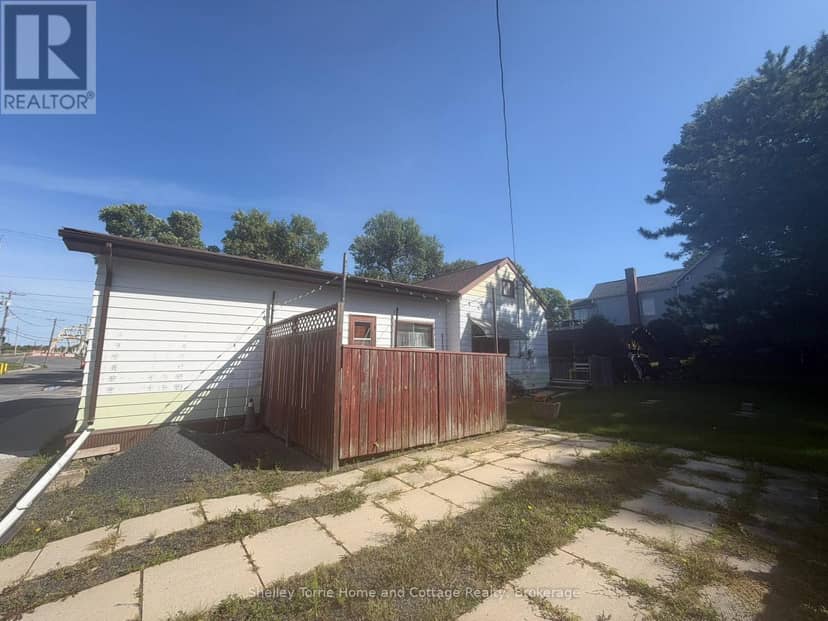 613 Front Street, Kenora, photo 4