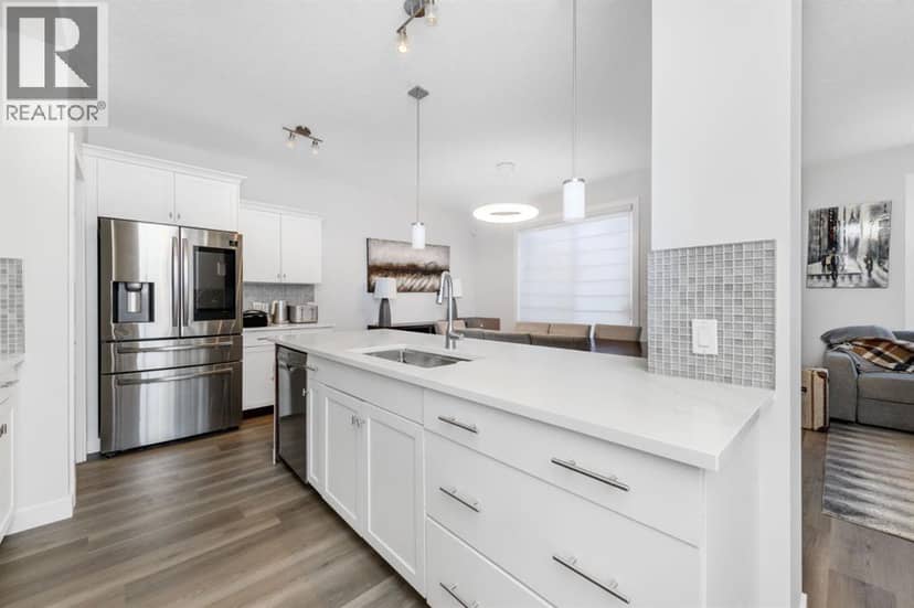 1536 93 Street SW, Calgary, photo 4