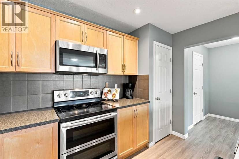 149 Windstone Avenue SW, Airdrie, photo 6